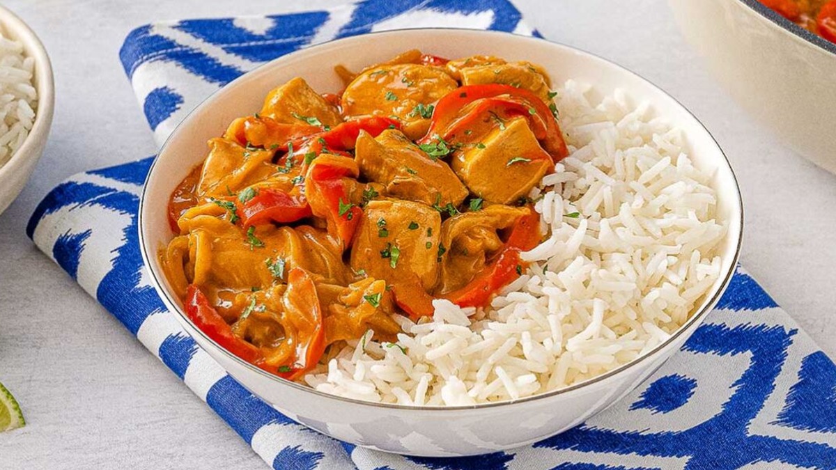 Coconut Chicken Rice Bowl